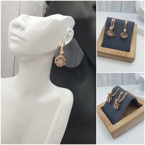 {{photo.Alt || photo.Description || 'П2.С9027 СЕРЬГИ'}}